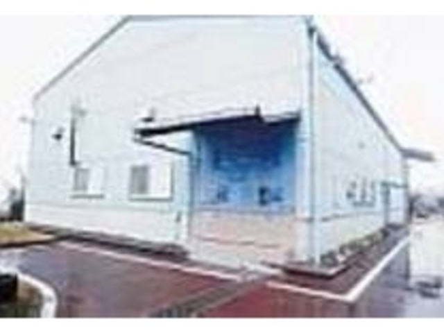 2箇所の給水所が設けられた建物内に売店_種子島ウォーター