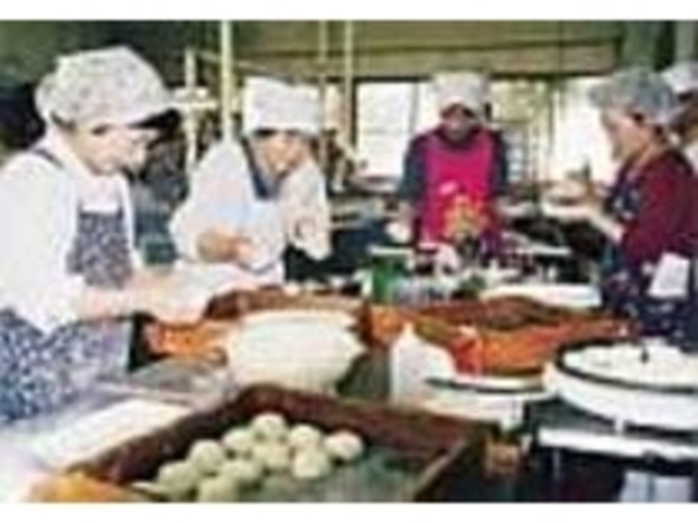 おやき道場では、入門者を募集中!_おやきや総本家