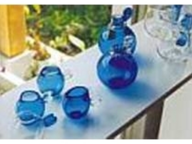 シンプルなフォルム、美しい青色の器も販売_ガラスギャラリーGLASS STUDIO Licco