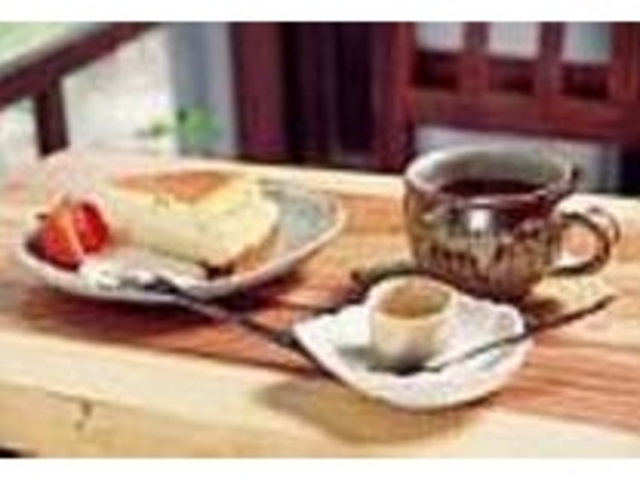 コーヒーが付いた手作りのケーキセット_自然天然SHOKU工房 野土花