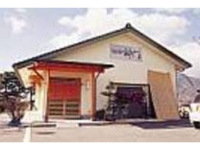 木の香りも爽やかな新しいそばの名店_そば処 神門