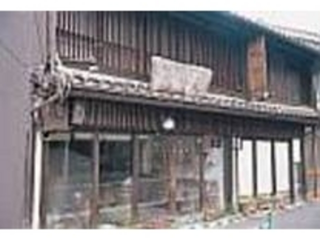 古民家を利用している趣のある店舗_工房 陶夢