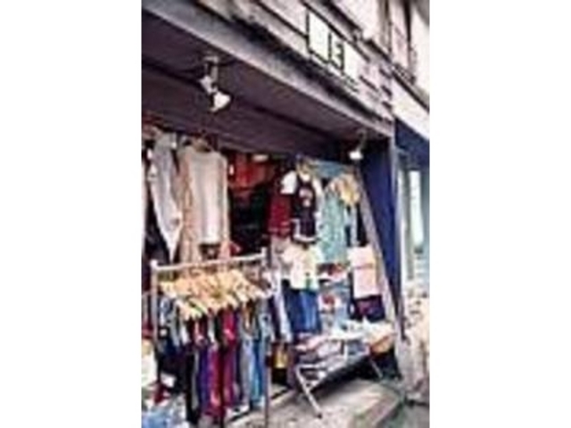 キッズ古着はTシャツからパンツまで多数_FES