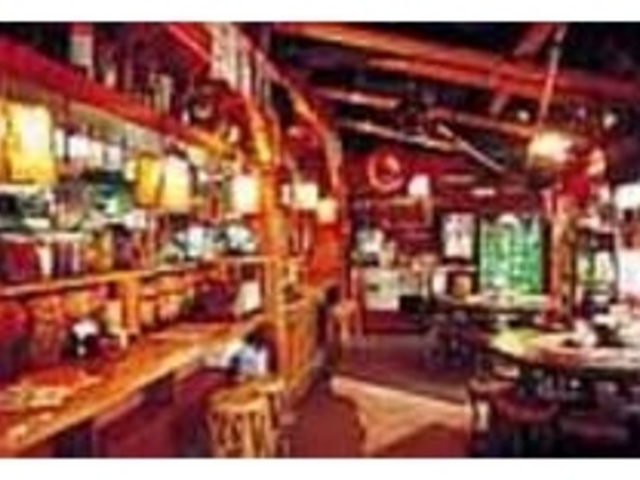 いつ訪れてもたくさんの客で賑わっている_CHINESE HOME DINING 上海厨房
