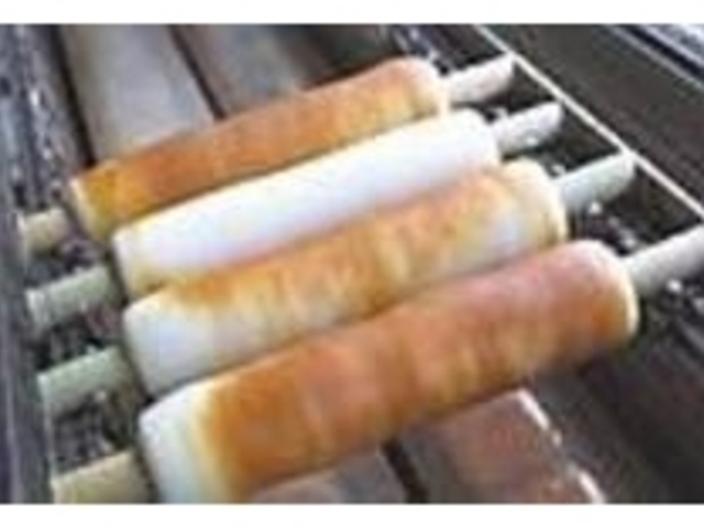 ちくわの表面をまんべんなくキツネ色に焼く_竹内魚店