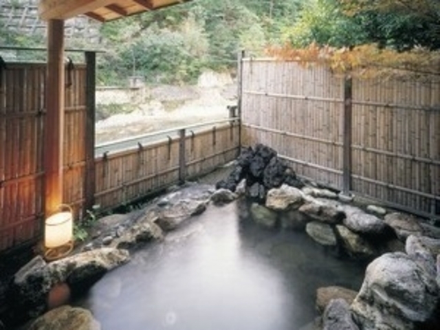 穴原温泉いづみや