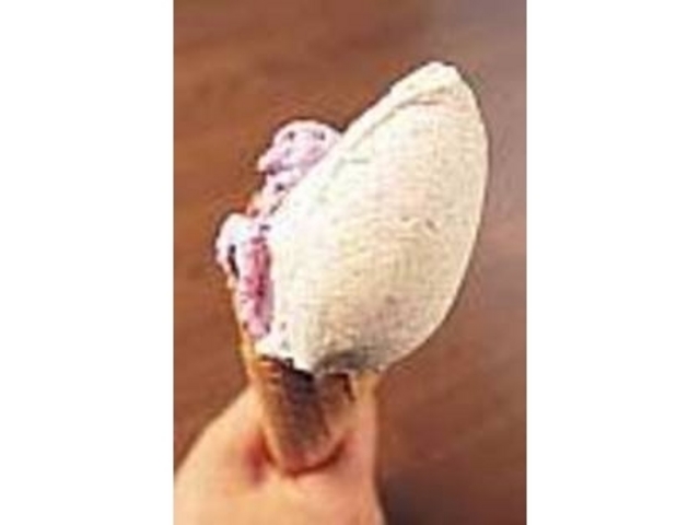 手作りアイスを片手に芦ノ湖を散歩しよう_甘味処 しんしょう