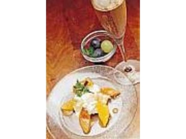 フルーツたっぷりのデザートは絶品_Cafe Apres-midi