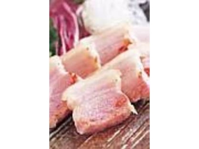 自家製豚の塩漬けを焼いた『スーチカー』_沖縄'n