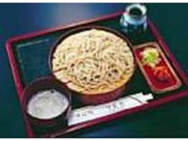 大根のしぼり汁でいただく『おしぼりそば』_つる忠そば店