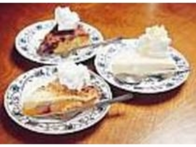 女性に評判のケーキ各種も味わいたい_カウボーイレストラン ビッグパスチャー