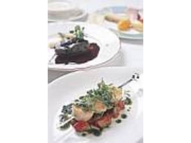 パリ三ツ星店で修行したシェフの味を堪能_レストラン プランデルブ