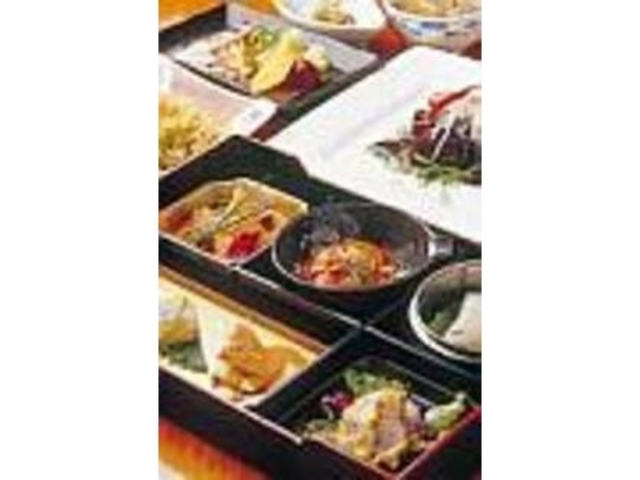 『川床コース』(3990円)が人気だ_THE 風南
