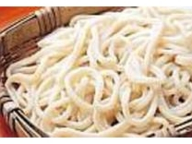コシがあり、噛むと地粉の旨さがよく分かる_手打ちうどん あき津亭