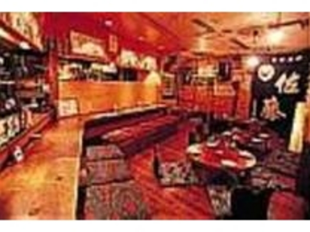 店内は座敷が中心だが、カウンターもある_九州料理 たもいやんせ 神泉