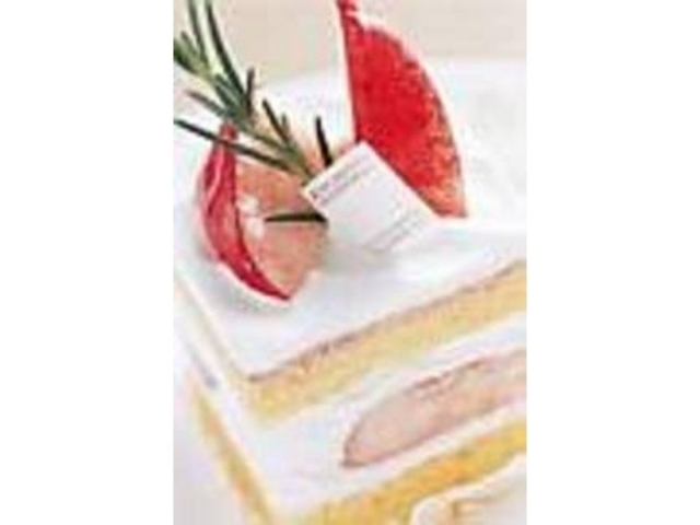 季節の旬の果物を使ったケーキは必食だ_パティスリーアテスウエィ