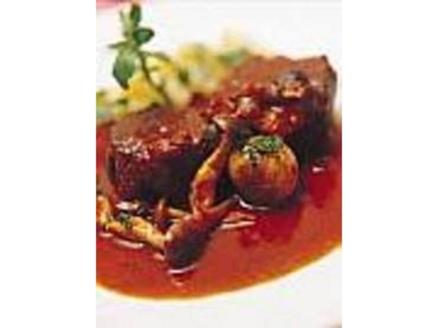 柔らかいお肉に染み込む絶品ソースに感激_Bistrot ROMANEE