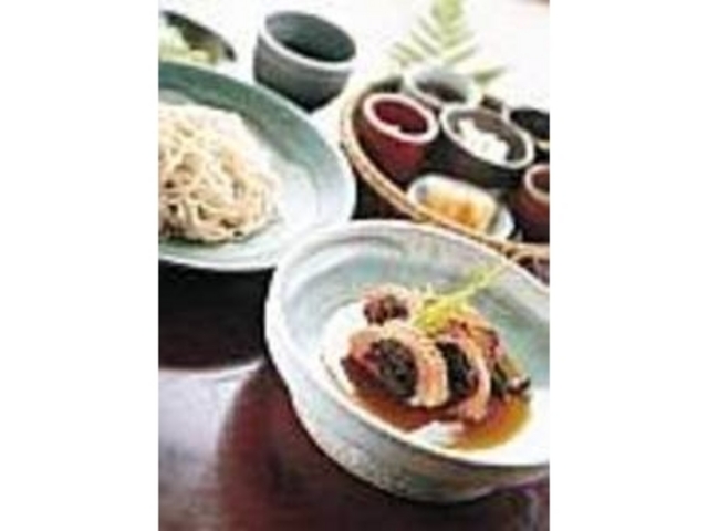 手打ちそばも一品料理も、どれも美味揃い_味工房 ひさご