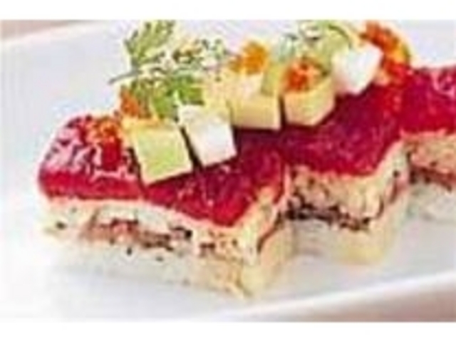 オリジナルの『彩りまぐろのOSHI鮨』_水の賦 銀座店