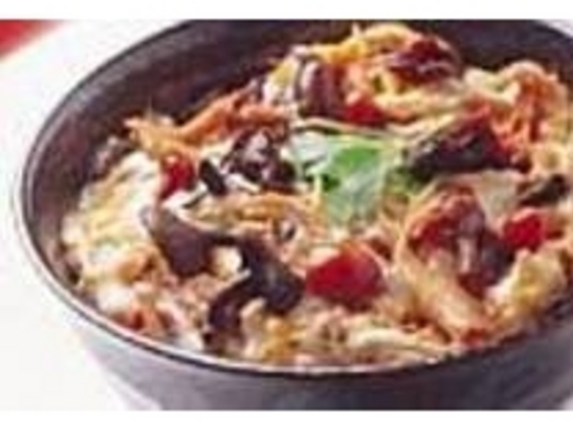 きのこの歯触りが楽しめる『きのこ丼』_味処 いろり