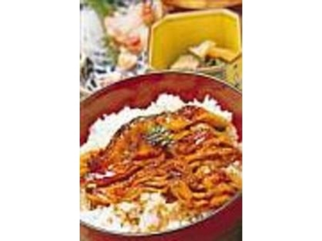 一番おいしい三歳鯉を使った『鯉丼定食』_鯉料理 鯉の六十里