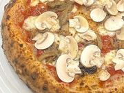 PIZZERIA e TRATTORIA ルッチ Lucciの写真1