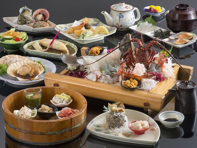 秀丸花ごころ〜絶景に心をゆだね海の恵みを食す宿〜