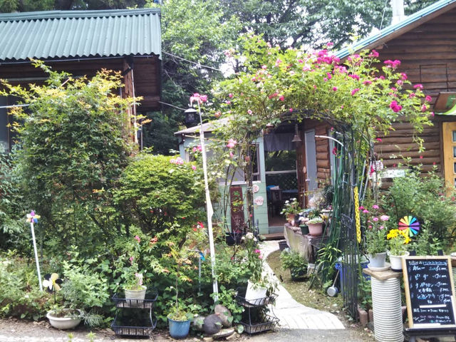 正面入り口^_^_鶯の里 正山窯