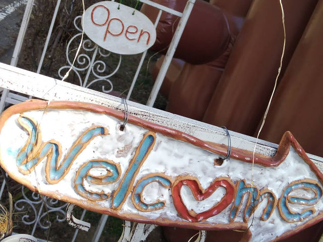 陶器で作ったWelcomeBoard^_^_鶯の里 正山窯
