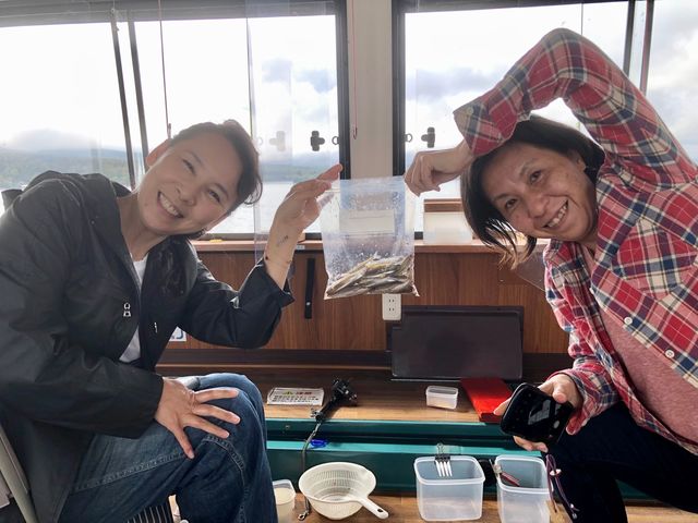 ワカサギ釣り チョー楽し〜い!!!
_しゅうすいや ボートハウス