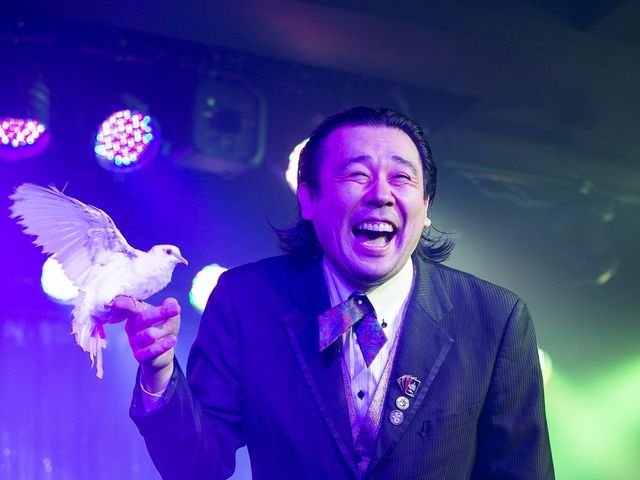 抱腹絶倒、お約束します!_Magic Bar 手品家 新宿店