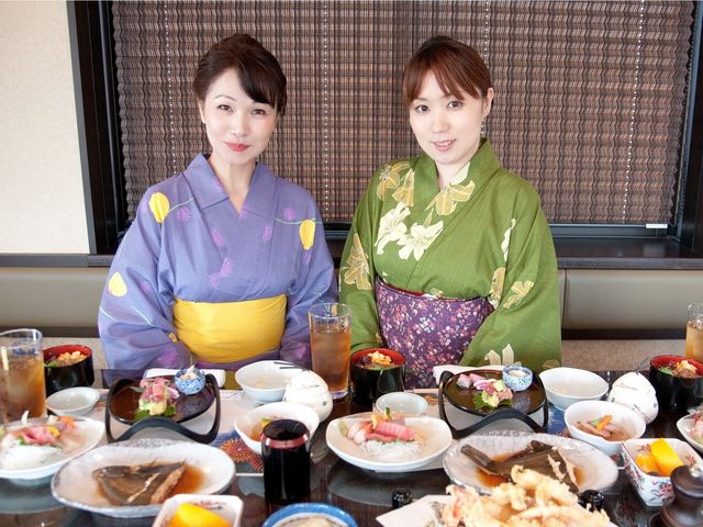 女性のお客様にもご好評いただいております。_横浜 屋形船 濱進