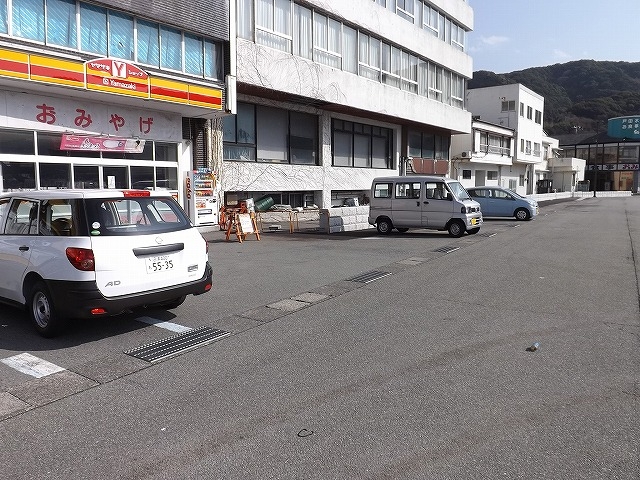 駐車場はこちら_戸田港 ふじ丸
