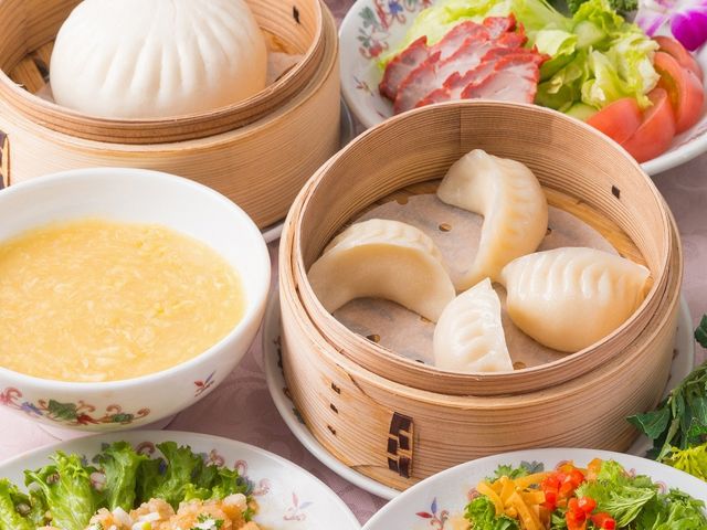 ランチメニュー(写真は二名様分です)_揚州飯店 本店
