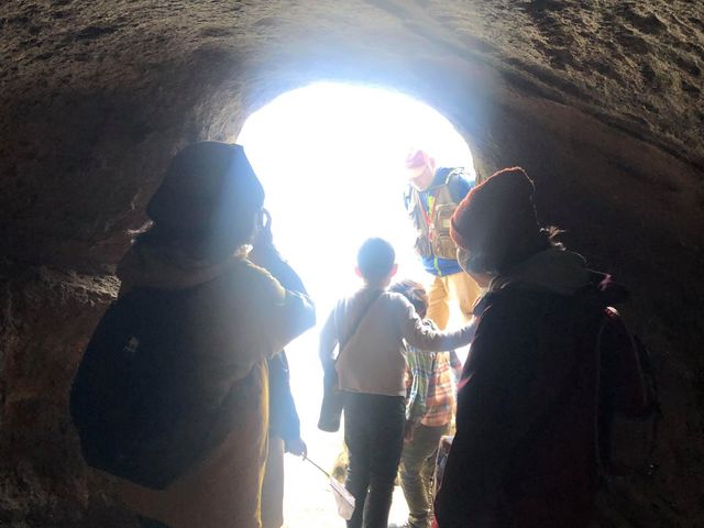 沖ノ島の中にある秘密の洞窟。_たてやま・海辺の鑑定団