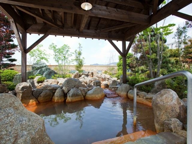 露天風呂も充実_佐賀大和温泉ホテル&アマンディ