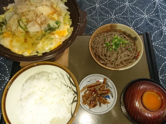 つけものステーキ定食ふわふわ卵とじ他メニュー豊富_ひがくの湯と登山者食堂