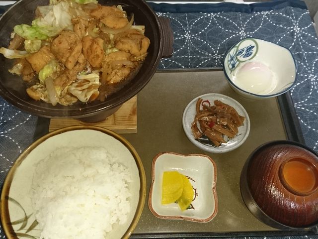 けいちゃん定食 味噌味で焼き上げました他メニュー豊富_ひがくの湯と登山者食堂