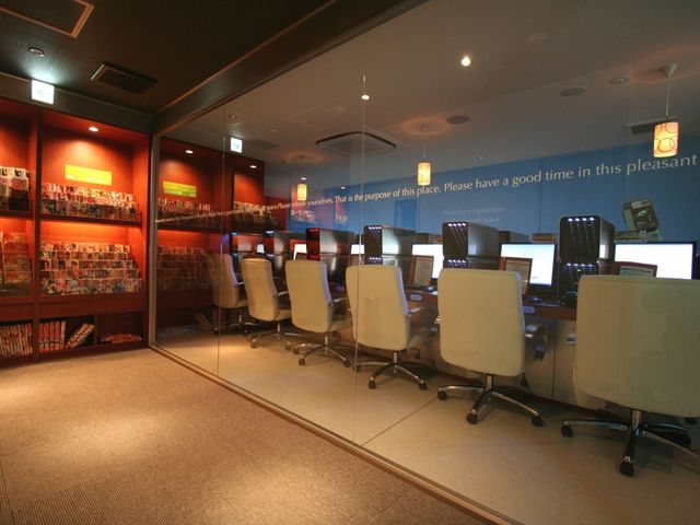 アットワン千日前店