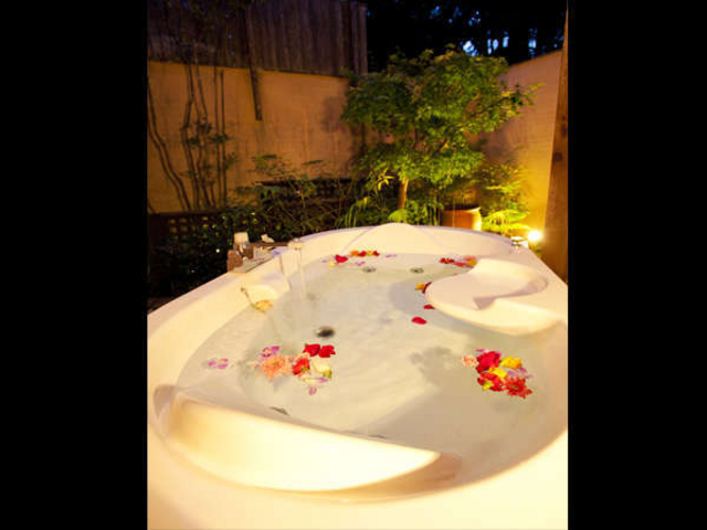 Hotel Allamanda