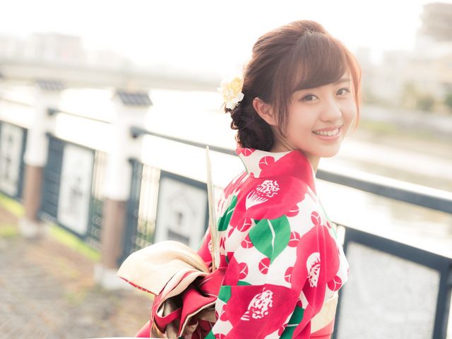 #着物で
#まち歩き
#赤_きものレンタル・着付 きものや