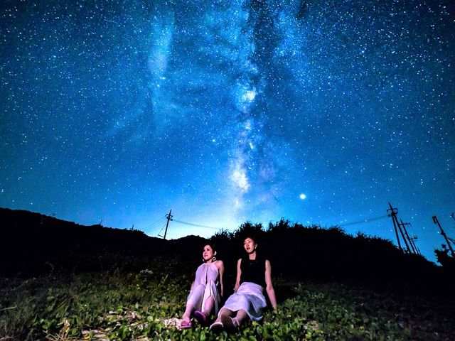 誰も居ない美しいビーチで、波の音を楽しみながら心地よい潮風に吹かれて星を楽しみましょう_feelokinawa