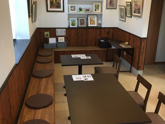 押花ギャラリーのある店内。_彩花