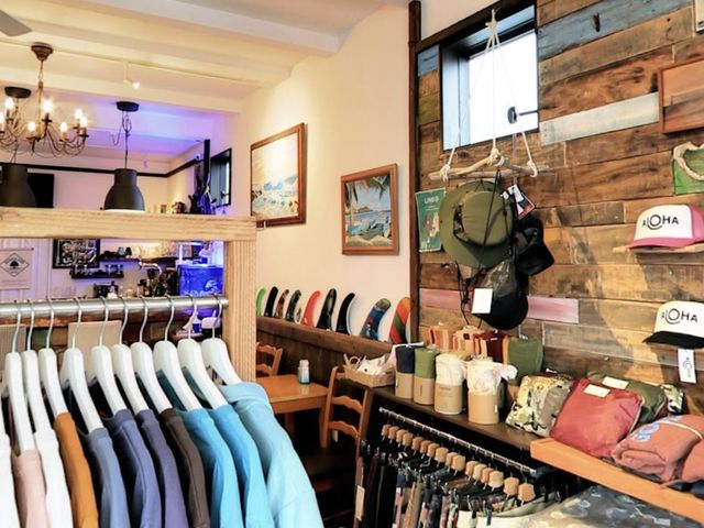 店内でお買い物も_Blue Splash