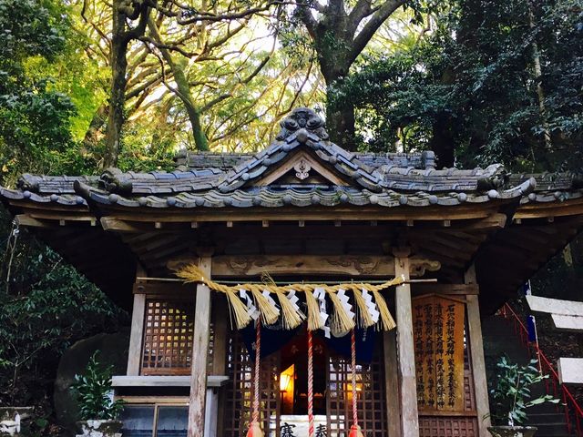 石穴稲荷神社