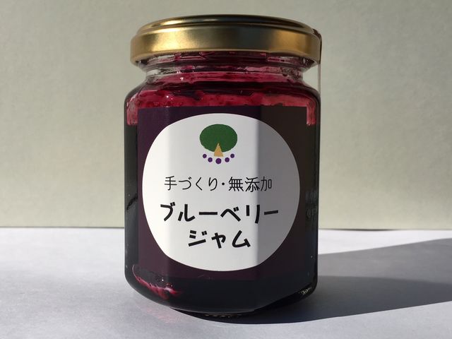 当園でとれたブルーベリーを使ったジャムは自慢の一品♪お土産にどうぞ_くぬぎ野ふぁーむ