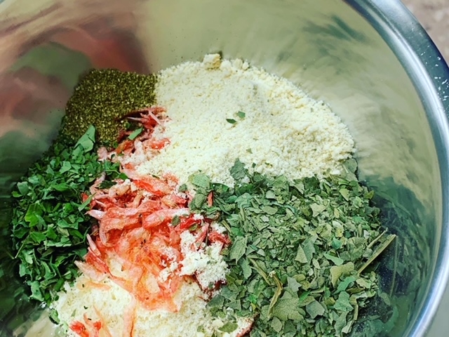 ラー油の材料は、好きなものをえらんでね!_手作り体験工房ゆんたく