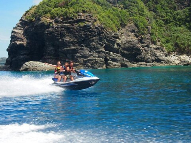 Marine & Guest House 美Chura