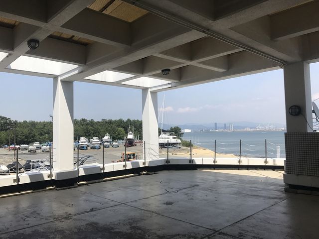 2FBBQテラス。_海の中道マリーナ&テニス