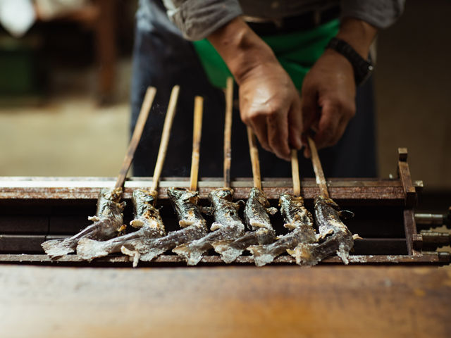 釣りマスター(店主)
自ら、丁寧にお焼きします!_腰掛山荘